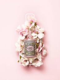 Jimmy choo illicit flower perfume by jimmy choo, jimmy choo illicit flower launched in 2016 is a woody and floral feminine fragrance. 4711 Floral Collection Magnolia Floral Perfume Guide To Scents