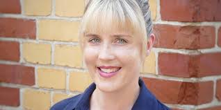 Judith Mandt leitet das Taschenbuch, neue Aufgaben für Jasmine Kaiser