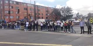 Le contamos cómo está la movilidad. Reporte Bloqueos Y Manifestaciones Bogota Viernes 7 De Mayo Noticentro 1 Cm