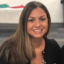 Stephanie Hofer's Instagram, Twitter & Facebook