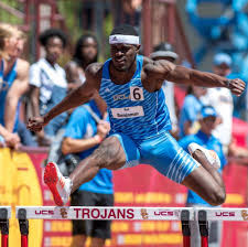 Son of winston benjamin and jeanette mason…when he isn't sprinting and hurdling, rai can often be found playing fortnite, or enjoying the l.a. Dyestat Com News Rai Benjamin Transferring From Ucla To Usc