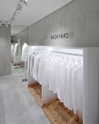 Black And White Boutique Design Backyard By N Store By Nendo Yokohama Japan Home Decor Fashion Design Shop Department Store Cosme Interiores De Tienda Diseno De Interiores Diseno De Tienda
