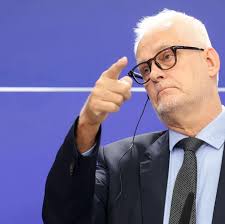 Suomalaismeppi saanut Unkari-kirjeeseensä yli 100 allekirjoitusta: ”Kertoo  pinnan alla kyteneestä syvästä tyytymättömyydestä”