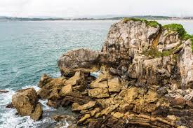 Track your expenses and income for the month with graphs. Felsenkuste Entlang Der Klippen In Santander Kantabrien Spanien Lizenzfreie Fotos Bilder Und Stock Fotografie Image 67153877