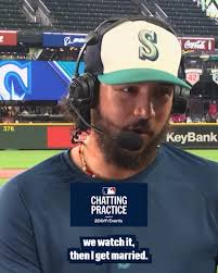 MLB updated their profile picture.