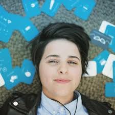 Tess Zeito (@teresiazeito)