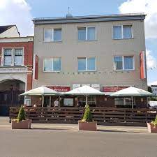 Bu tesis plajda veya hemen yanında. Haus Germania