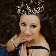 How to make an Avocado fly: White, Mikayla, White, Naomi, White, Elli, White,  Lilli: 9798835683734: Amazon.com: Books