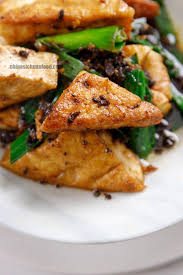 Pan Fried Tofu With Fermented Black Beans Chinasichuanfood Com Fried Tofu Pan Fried Tofu Tofu Dishes