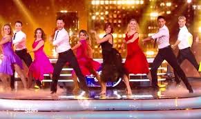 The sixth season of the french version of dancing with the stars premiered on tf1 on october 24, 2015, a little over a year after the fifth season. Recap Danse Avec Les Stars Le Grand Show Tf1 Le Meilleur Des Candidats Pour Une Soiree Tres Reussie