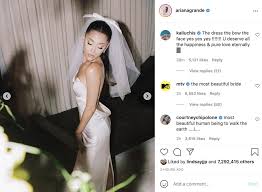 Ariana grande's stunning wedding dress: Ksbk 82ge8fxxm