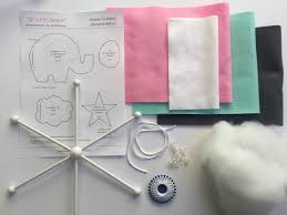 Schnittmuster kostenlos herunterladen, kaufen und ausdrucken. Nahanleitung Fur Das Baby Mobile Elefantenliebe Mit Schnittmuster