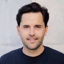 Louis Ulrich's Instagram, Twitter & Facebook