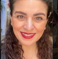 Elia Estrada's Instagram, Twitter & Facebook