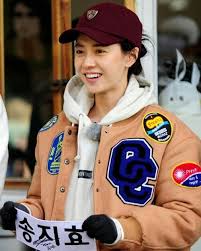Ji sung's appearance on running man. Breaking Song Ji Hyo Locked Herself In A Room And Cried Because Of Running Man K Pop Amino