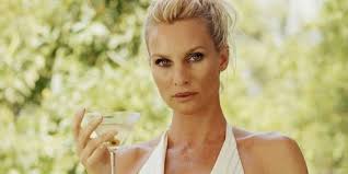 Nicolette sheridan photos & pics | we get it, you're hot! Who Is Nicollette Sheridan Dating Nicollette Sheridan Boyfriend Husband