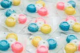 Lush has a line of bubble bars that bubble bars give you the same relaxing feeling as a bubble bath, but provide thicker foam and a use a disposable dropper for measurements. Lush Has Launched A Bubble Bar Fidget Spinner And There Is Zero Shame In Wanting One