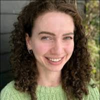 Lisa Enderle's Instagram, Twitter & Facebook