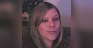 Lisa Culbertson's Instagram, Twitter & Facebook