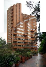 This is certainly true of torres del parque by colombian architect rogelio salmona, which he hoped would stand as his legacy for a thousand years. Torres Del Parque Rogelio Salmona Mapio Net