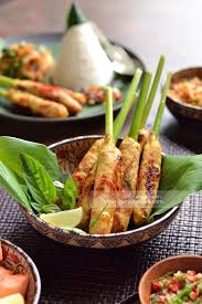 Sate Lilit Bali Sate Lilit Ayam Makan Malam Makanan Sehat Makanan Dan Minuman