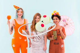 Get Your Drank On In These Diy Cocktail Party Halloween Costumes Vintage Halloween Costume Diy Cocktails Halloween Party