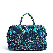 Weekender Travel Bag In 2020 Weekend Travel Bags Bags Vera Bradley Weekender Bag
