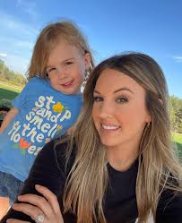 Isla “cake” pcb2023🏝 love my girl🌸 #panamacity #islakate