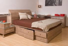 Un conjunto de cajones debajo de los soportes de tu cama no sólo te permitirá tomar ventaja de ese espacio. Resultado De Imagen Para Cama Con Muebles A Los Lados Cama Matrimonio Con Cajones Cama Con Cajones Cama Con Almacenaje