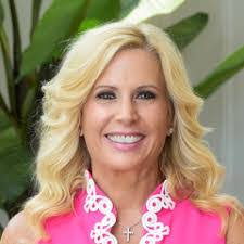 Beverly Chatham's Instagram, Twitter & Facebook