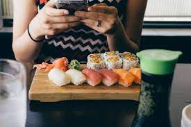 日本心理測驗看穿性格：壽司盛合先吃哪一件？揀玉子的人喜怒無常