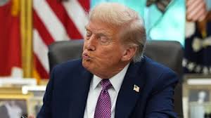 Gold Coast rallying for father whose wife died hours after giving birth