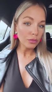 Rebecca Riemer's Instagram, Twitter & Facebook