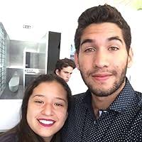 Quisiera que oyeran la canción que escucho cuando escribo esto by Manuela  Espinal Solano