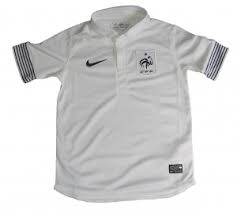 Das aktuelle frankreich em trikot als home und away variante findest du bei soccerboots zu günstigen preisen, sowie shorts, stutzen und andere fan artikel. Frankreich Trikot Away Nike 2012 13 Kindergrosse
