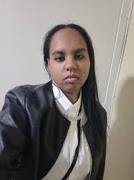 Jackie Almeida's Instagram, Twitter & Facebook