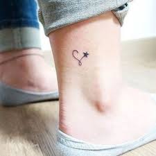 Ankle bracelet tattoos are meant for women. Pin On Tattoos