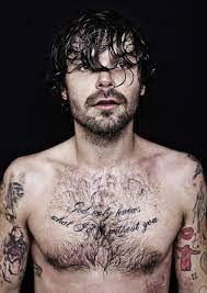 Simon Neil Natural Hair Color D And His Lovely Chest Tattoo God Only Knows What I D Be Without You That Was Tatted Simon Neil Biffy Clyro Chest Tattoo