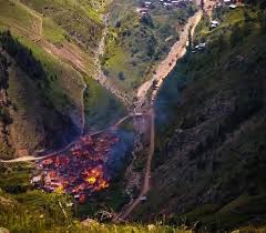 12 haziran 2021 cumartesi, 10:00 Artvin De Buyuk Yangin 35 Hane Kullanilamaz Hale Geldi