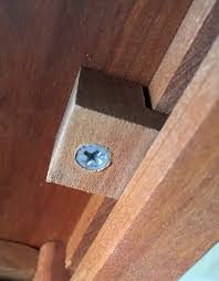 Attaching table legs to table top. Don T Screw Up Your Wood Top Woodworking Network
