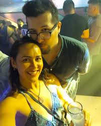 Celebro la vida de mi hermana preciosa!! Felices 40!! Y vamos por muchos  más. En su momento habias pensado que no llegarias a esta edad, pero date  cuenta como has logrado superar