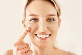 Hướng dẫn tẩy tế bào chết cho da mụn