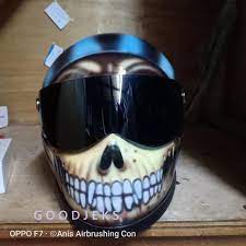 Awesome Skull Custom Painted Airbrushed Motorcycle Helmet Bandit Fullface Dot Approved Free Shipping Predator Helmet Custom Helmets Skull Helmet