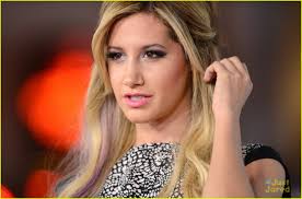 Ashley Tisdale: 'Safe Haven' Premiere Pretty: Photo 531466