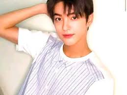 If I had known I was going to be an Enhypen fan, I would have started  saving from birth🥰😍