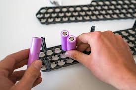 E Bike Akku Bauen Anleitung Dein Diy Li Ion Power Akku Aus 18650 Zellen E Bike Selber Bauen E Bike Electronics Projects