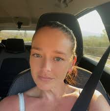 What are some self care wash locations in Hutto, Texas?