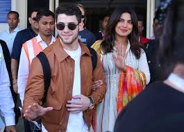Contact priyanka chopra on messenger. What S In Priyanka Chopra And Nick Jonas Wedding Goody Bags
