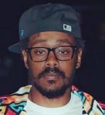 Derrick Merrill's Instagram, Twitter & Facebook