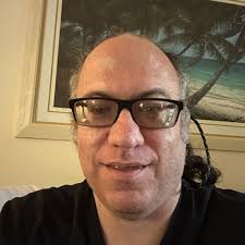 Today's the day, Trainers! 🥳 Tune in to our Pokémon Presents at 2:00 p.m.  GMT to view exciting news in celebration of Pokémon Day 2025. 📺  pkmn.news/3X84tEp